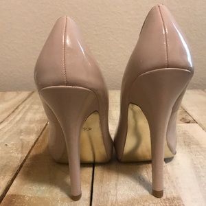Steve Madden Heels. Nude